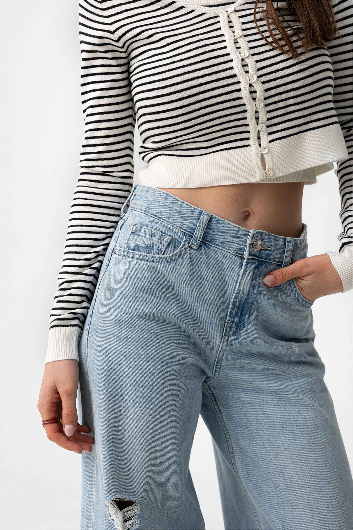 CHARLI WIDE LIGHT BLUE JEANS - BEST CLOTHES