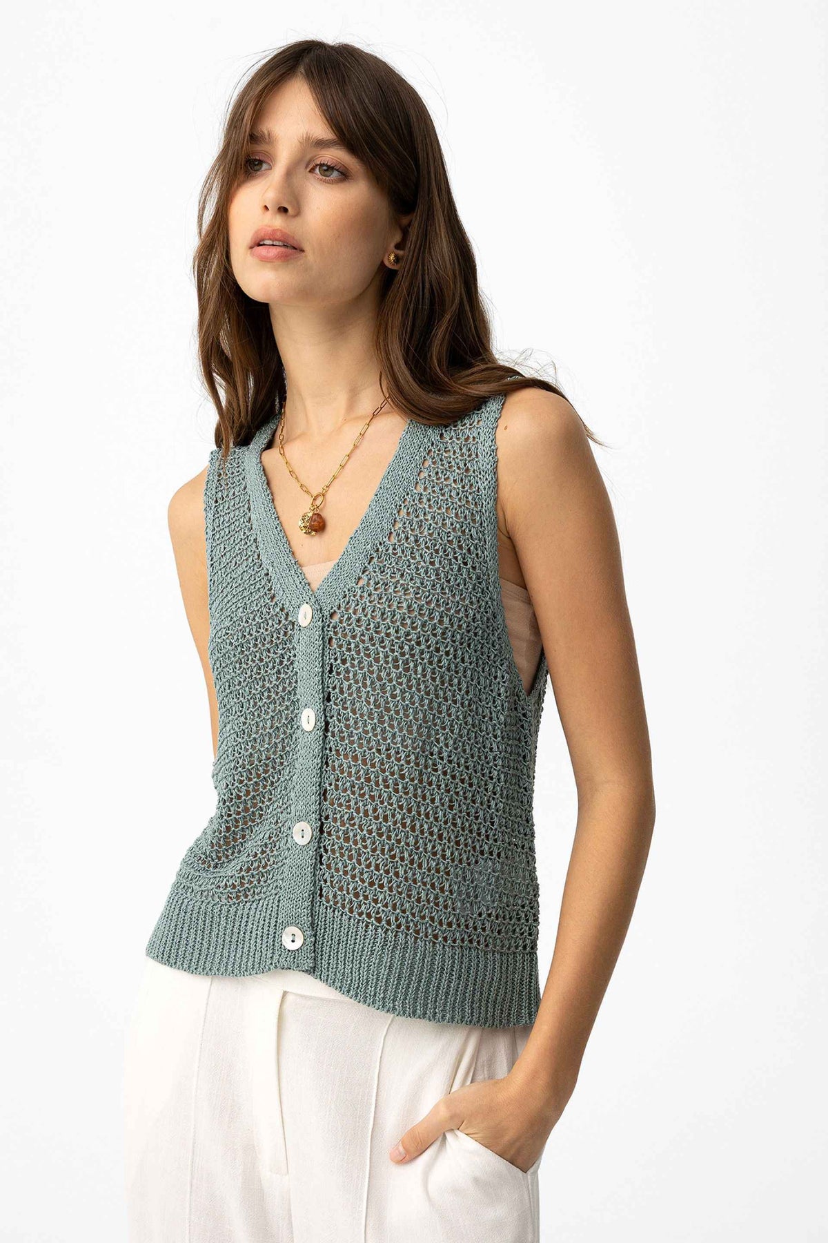 ISABELA VEST - BEST CLOTHES