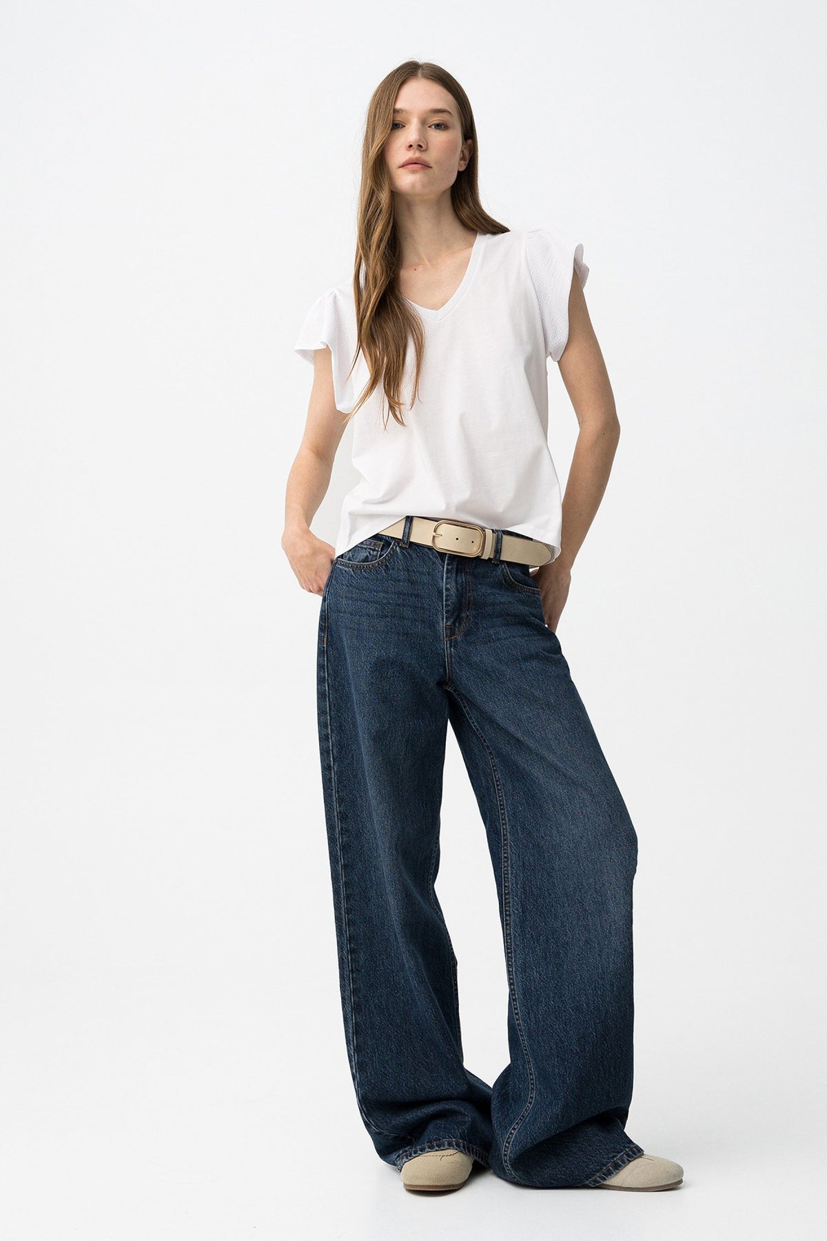 KIRA V 16 TOP