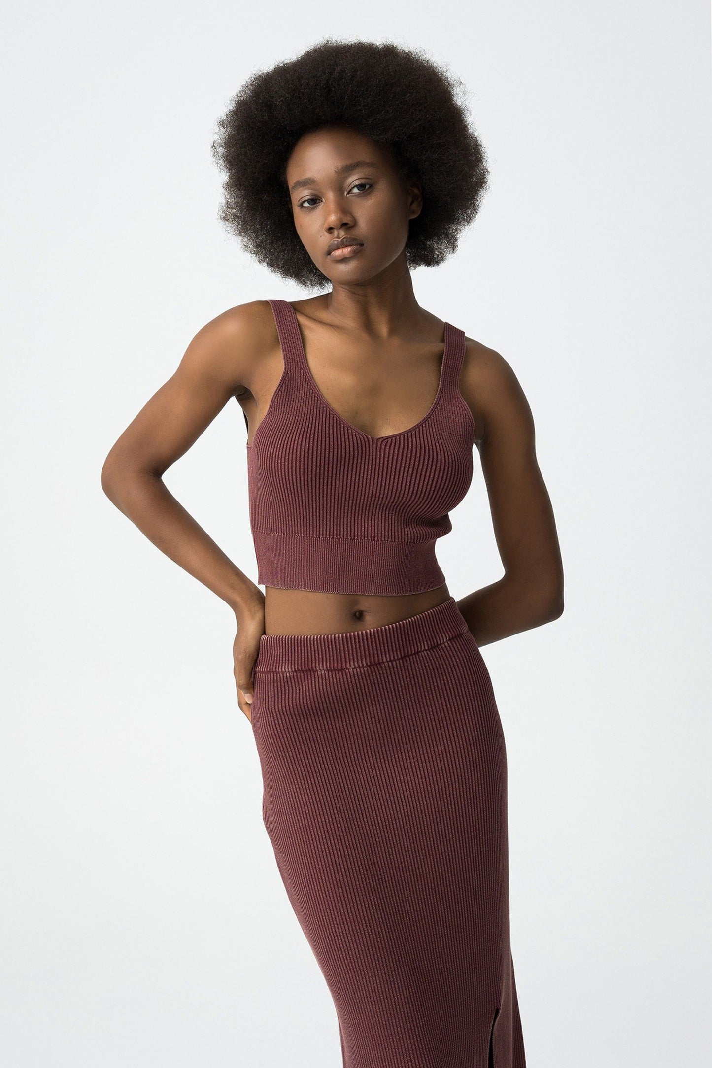 RAINE TOP