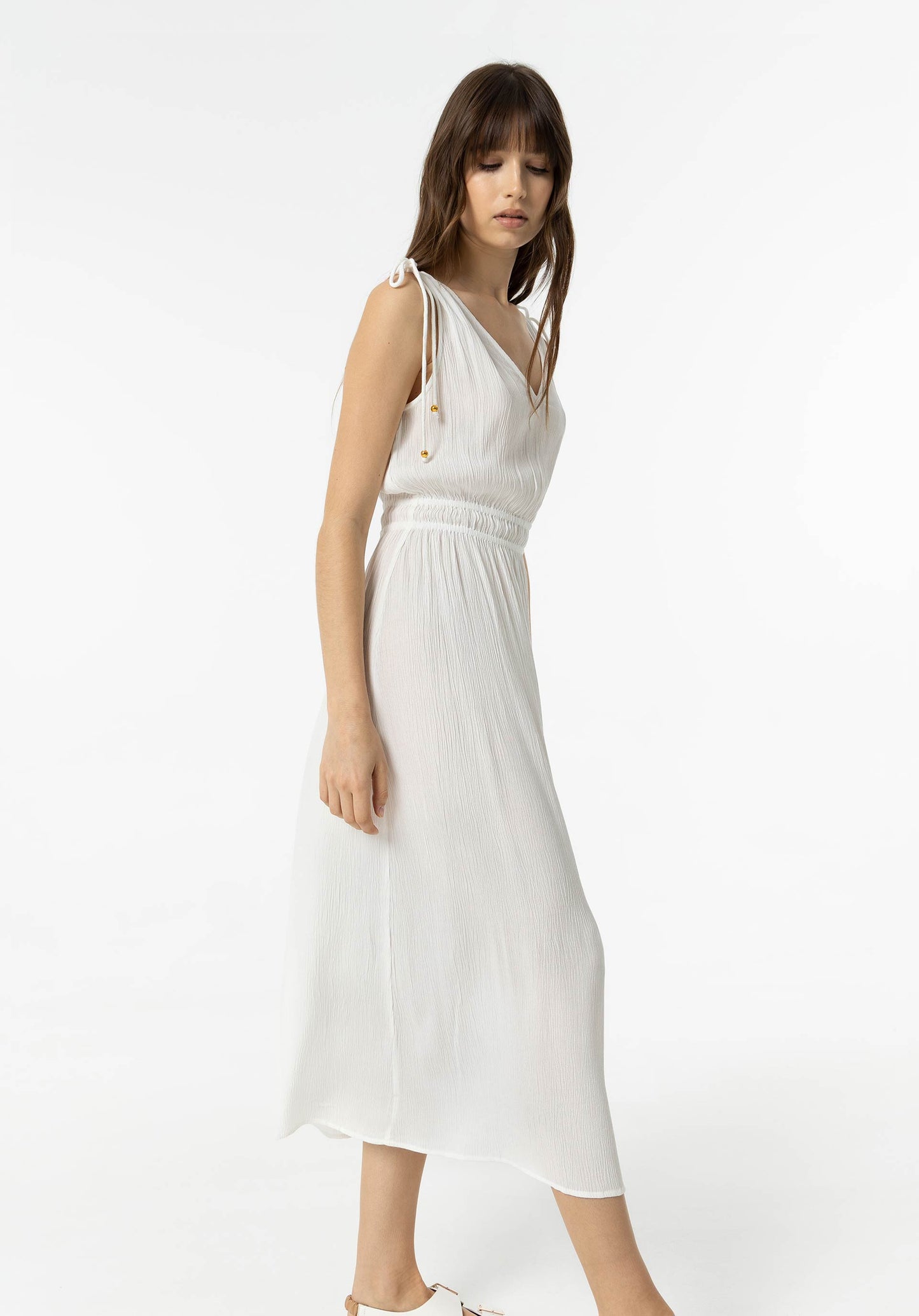 FERTIGES LANGES KLEID