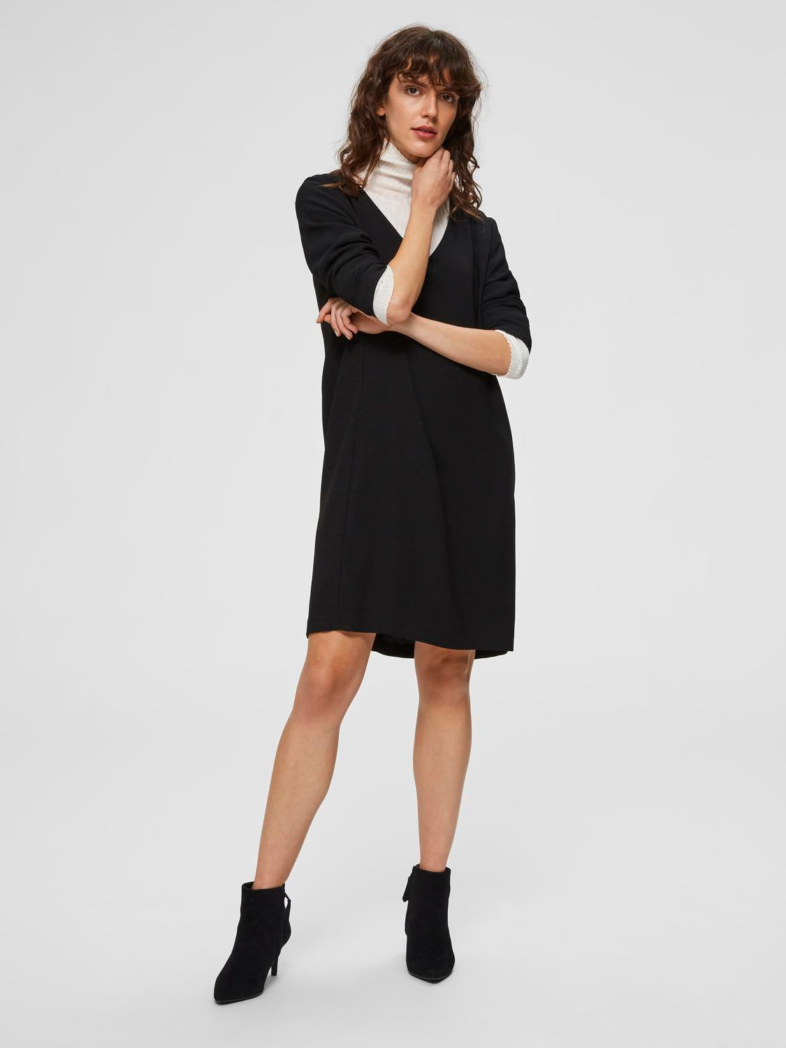 OUTLET Dam - BEST CLOTHES