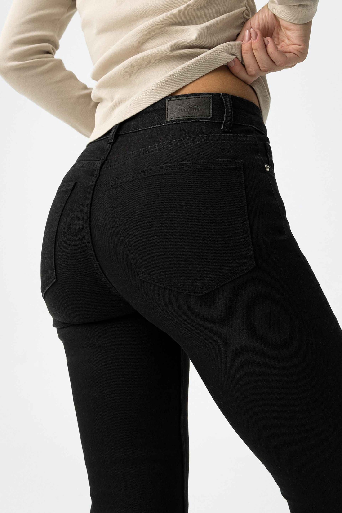 BELLA BLACK FLARE JEANS