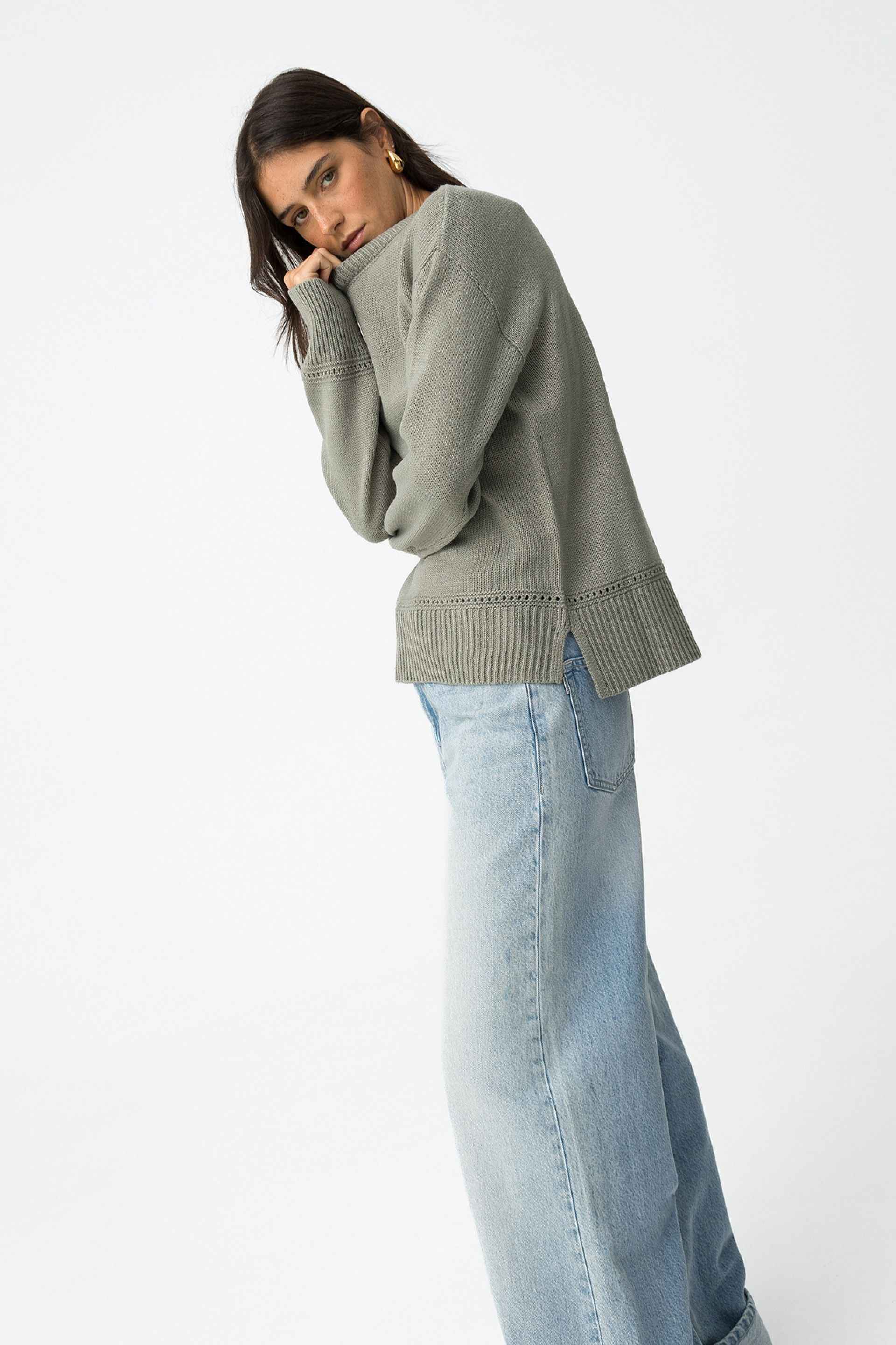 ETERNAL KNITTED SWEATER