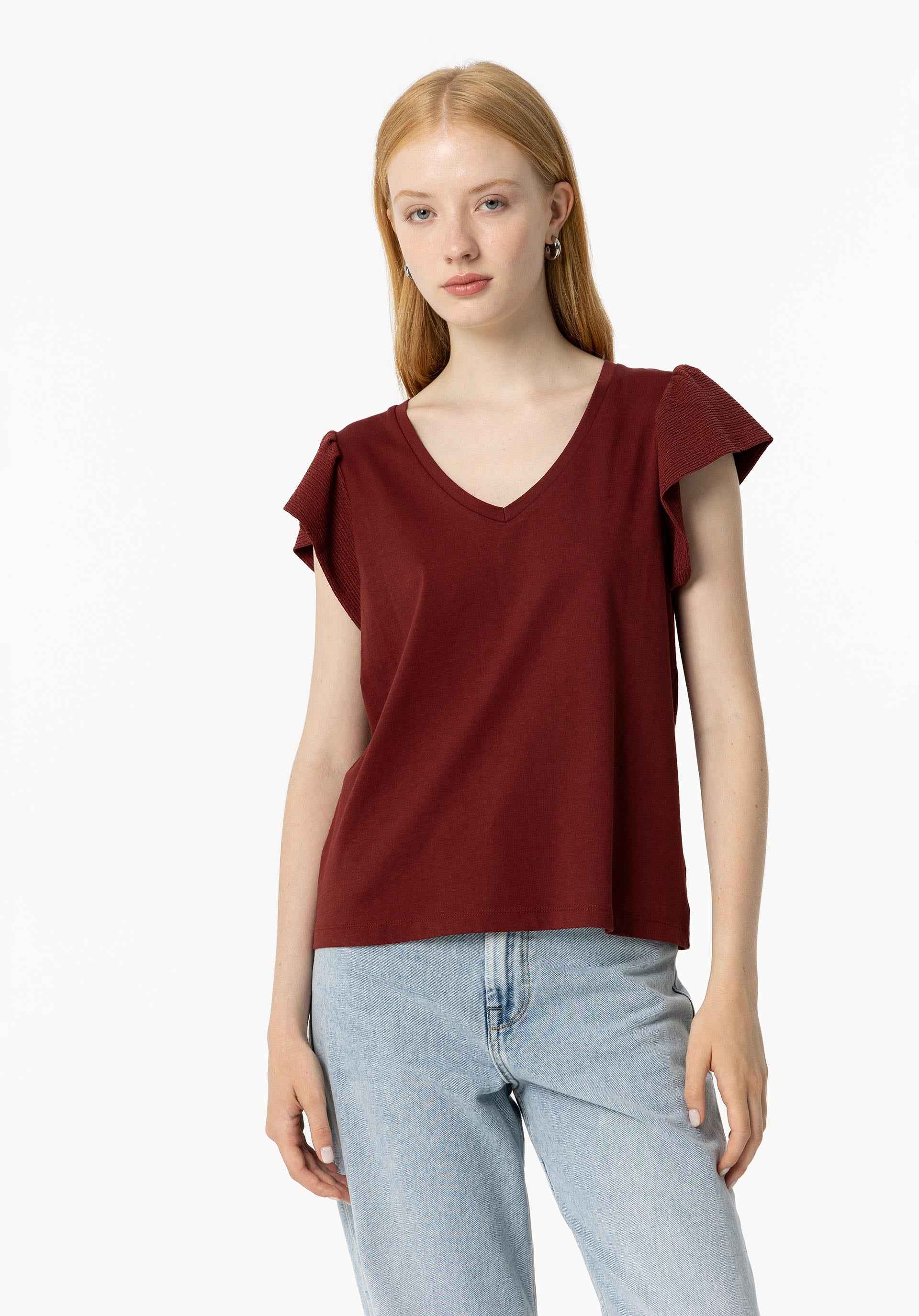 KIRA V 16 TOP