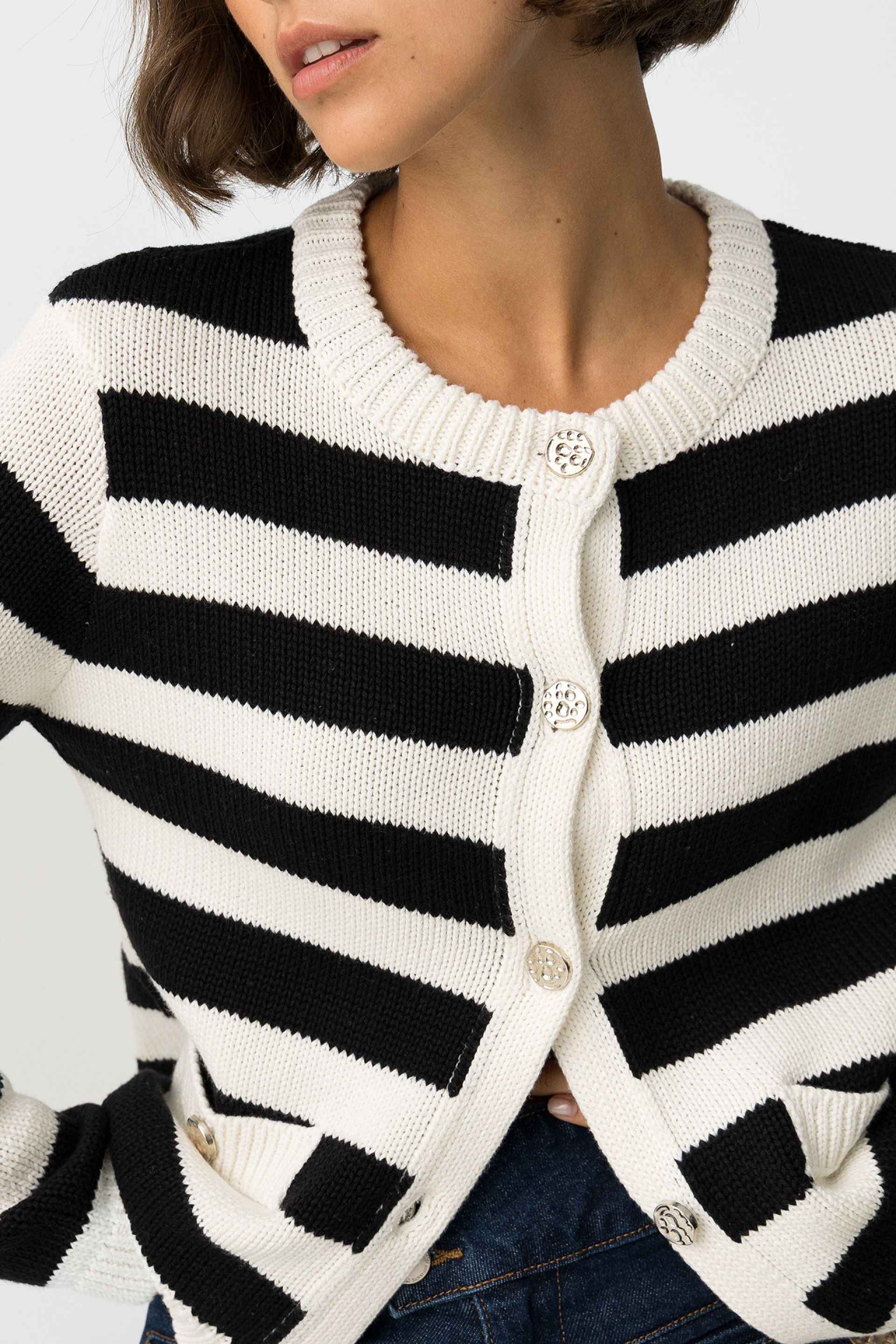 REQUIEM CARDIGAN