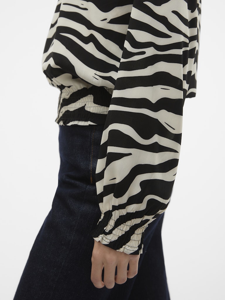 SHILAH NAJA LS KURZES TOP