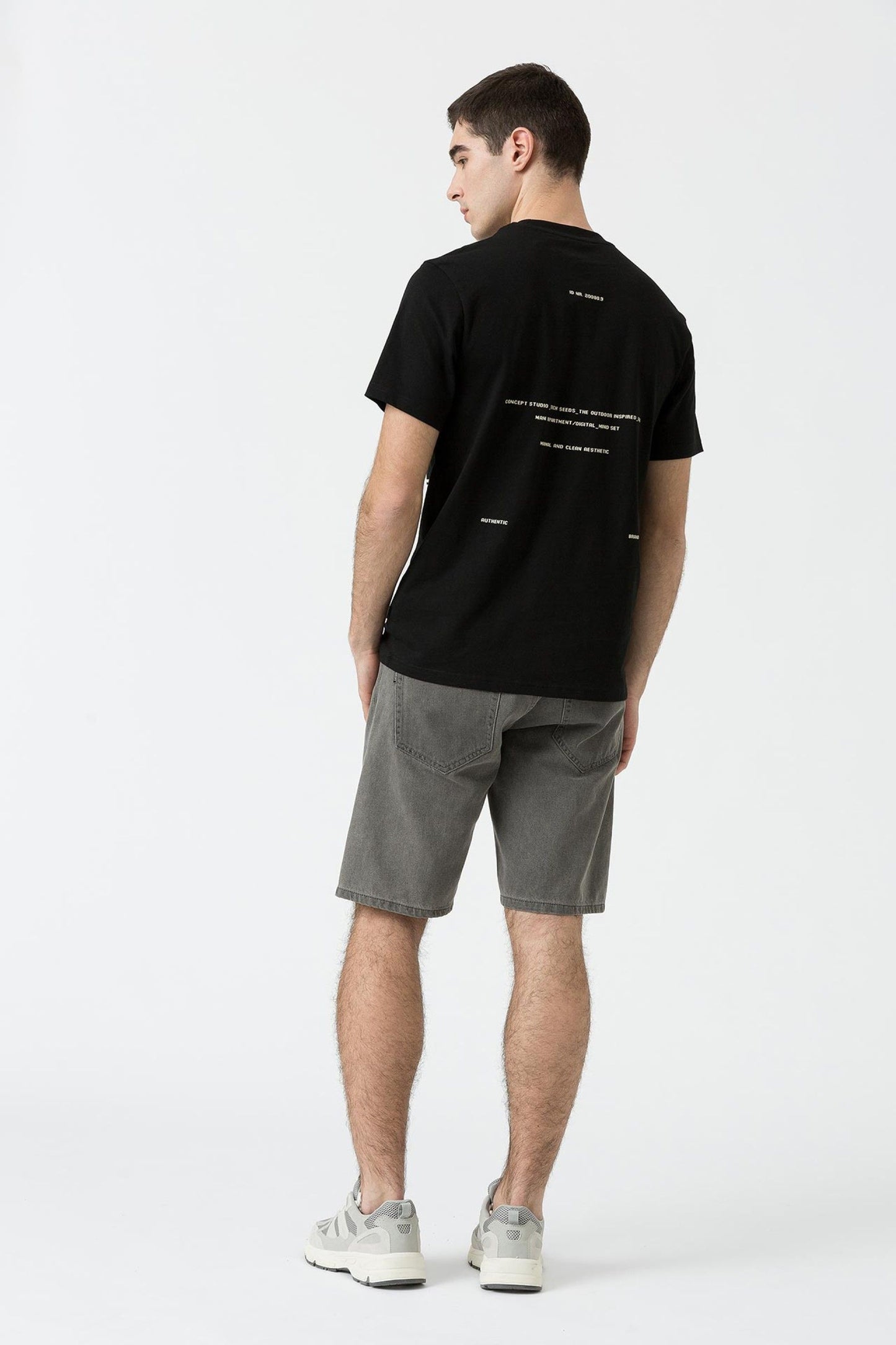SHORTS REGULAR 32