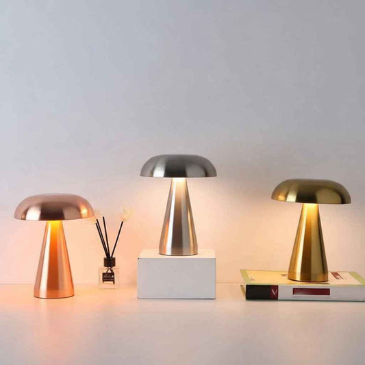Bordslampa SVAMP – Tidlös design med mjuk stämningsbelysning
