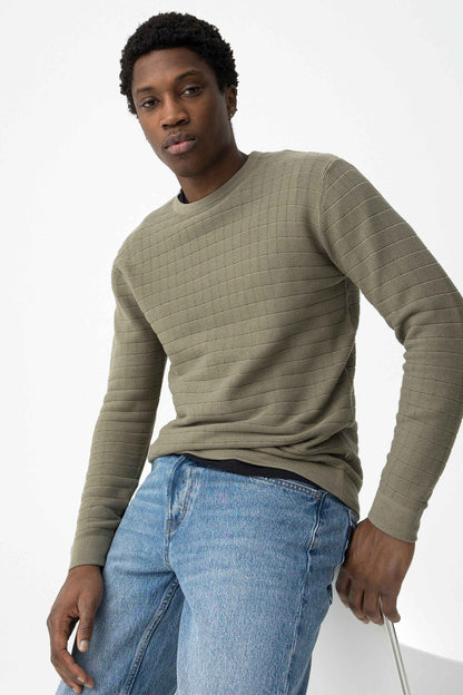 YODA KNITTED SWEATER