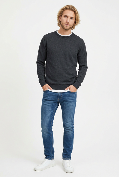 BASIC KNIT CREW NECK