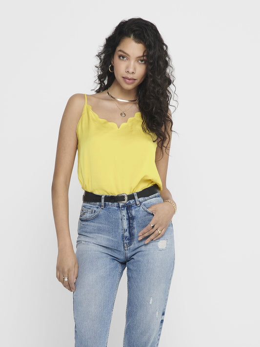 DEBBIE SINGLET - Best clothes.