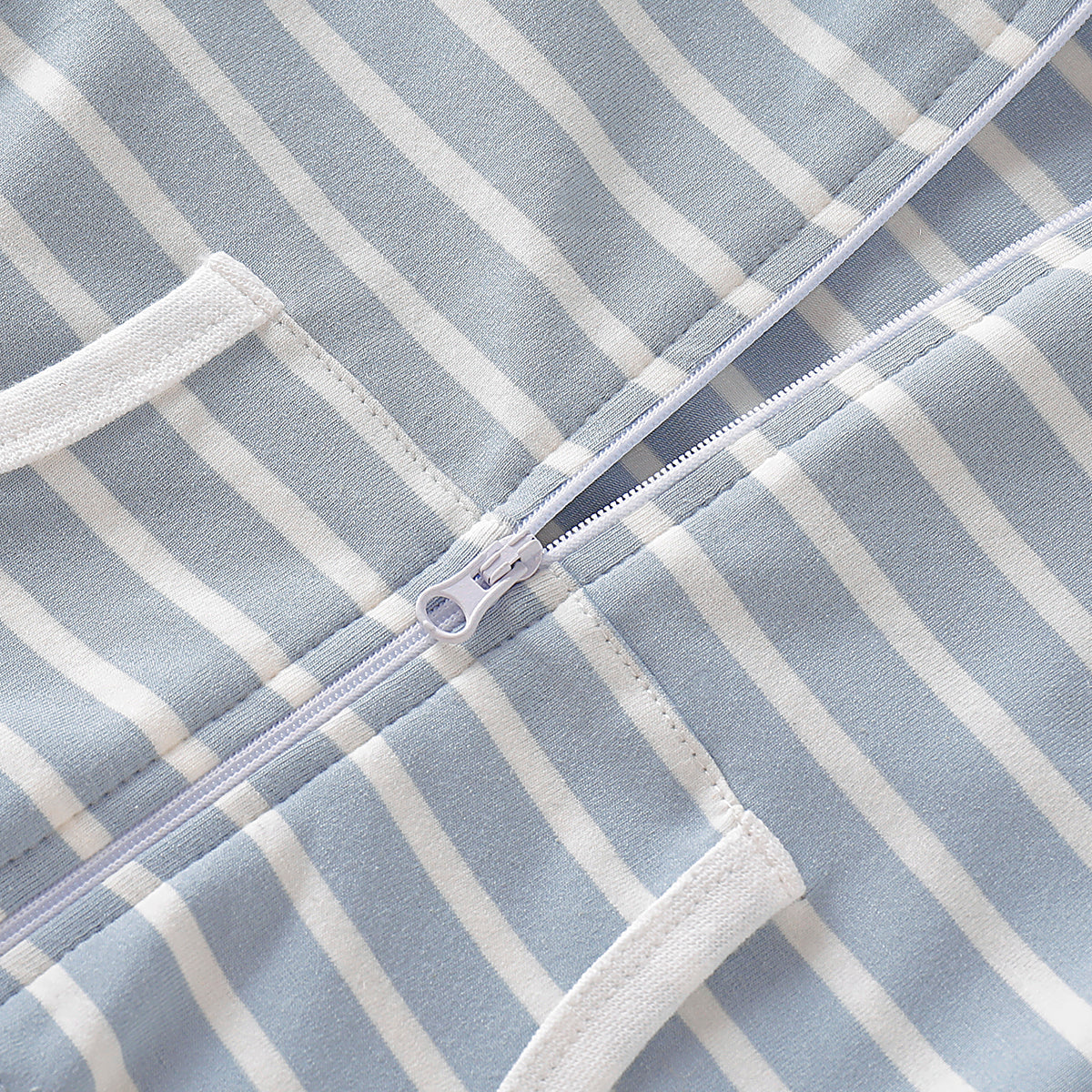 Pajamas BUSSTRECK – Soft and playful sleep set for active kids