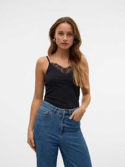 UNTERSHIRT OHNE SPITZE